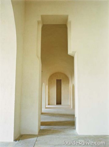 Rehabilitació antiga Casa de la Ciutat del Castell d´Eivissa.Dalt Vila. F.X. Pallejà-S.Roig arquitectes- Premi Lux Bronze 03