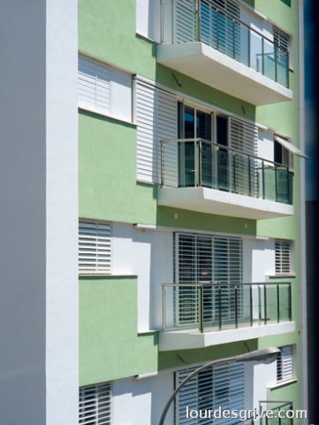 Apartament building. Ibiza. F.X. Pallejá-S.Roig, architects.