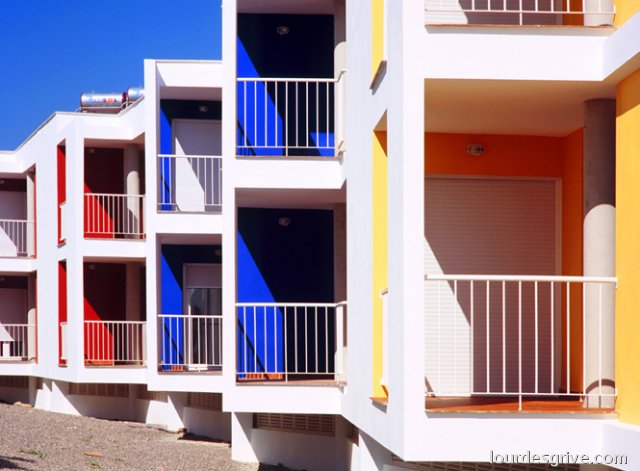 "Parchis" (IVABI) Apartament building in Formentera. F.X Pallejà-S.Roig, architects.