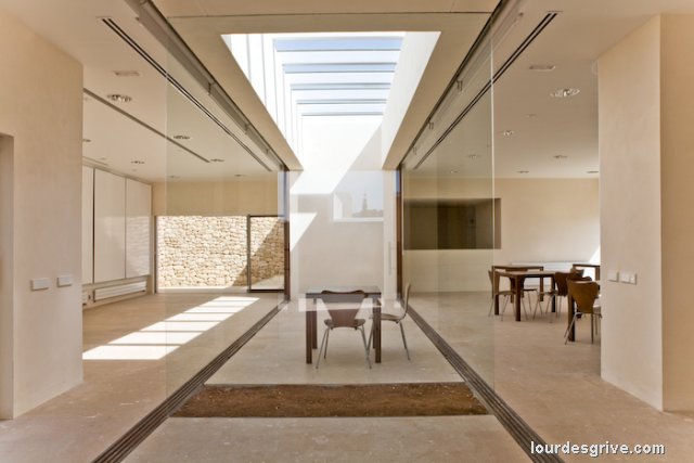 Centro Cívico- Santa Agnès de Corona-MO; Marc Tur & Oriol Batchelli, arquitectos.Ibiza.