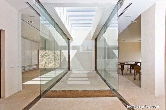 Civic center -Santa Agnès de Corona-MO; Marc tur & Oriol Batchelli architects.Ibiza