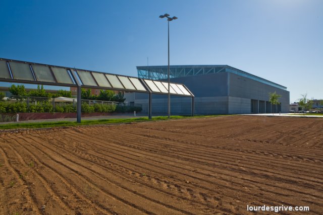 Polideportivo Ses Païses. Sant Antoni de Portmany. Lluis Gascón, arquitecto.