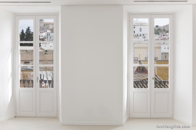 Loft in the Pereyra - Instalaciones Blanes . Ibiza
