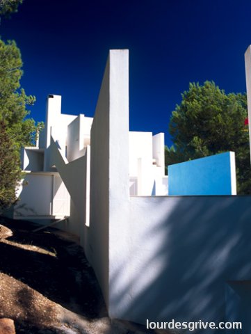 One family house - Casa Vicens Marí, Ibiza, J.antonio Martínez lapeña-Elías Torres Tur, architects